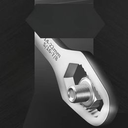 2024 Nouveau nouveau Torx Torx Torne Torx Auto-servable Lunets Ajustes Carte de clé à double tête Torx Spanner Hand Tools For FactoryAdAdable