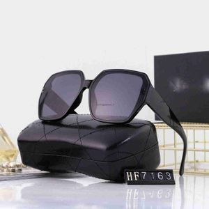 2024 Nouvelles lunettes de soleil en nylon TR Version coréenne Fan Jian Cargo Driving Lunes avec droit