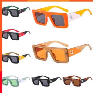 2024 Nouveau Off Mens Designer Lunettes de soleil OERI008 offs Blanc Mode Luxe Hommes et Femmes Lunettes de soleil Populaire de haute qualité Bloquer la lumière et les rayons ultraviolets avec b UXU 0O