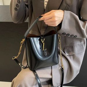 Sac seau portable à une épaule, léger, de luxe, avancé, mode simple, pour mère, nouvelle collection 2024