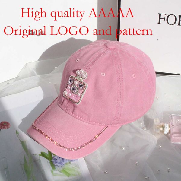 Gorra de béisbol rosa para mujer, gorro de lujo fino y transpirable con botella de Perfume y diamantes de imitación, novedad de 2024