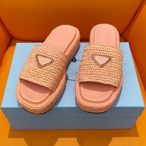 2024 Nieuwe Prad Driehoek Strogeweven Slipper Sandaal Platform Raffias Slippers Designer Dames Heren Zomer Platte Hak Casual Slippers Strandschoen Buiten Zwembad Sliders