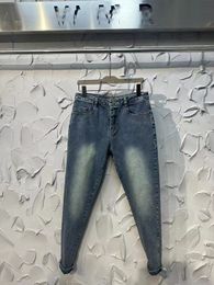 2024 Nouveaux jeans violets Pantalons en denim Jeans pour hommes Designer Jean Hommes Pantalon bleu Haut de gamme Qualité Design droit Rétro Streetwear Pantalon de survêtement décontracté 28-36