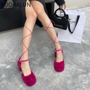 2024 NOUVELLE SANDAL FEMMES Sandales Brand Fashion Suojialun Furry Dames Elegant Square Low Talon Robe Pumps Outdoor Slingback Shoes T230208 409