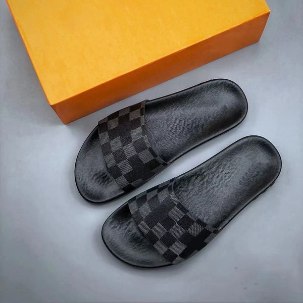 2024 Nuevas zapatillas deportivas Diseñador de lujo Diapositiva Viaje de verano Mans Piscina plana Sandalia de playa Frente al mar Caja de zapatillas Clásico Zapatos casuales para mujer Mule Lady Sliders de goma