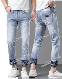 2024 Nieuwe Lente/Herfst Heren Slim Fit Jeans Mannen Rechte Patches Business Beroemde Klassieke Casual Broek Fashiom Merk designer Jeans 3FT