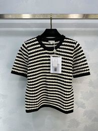 2024 NUEVA Camiseta de manga corta de primavera/verano Jacquard Diseñador de diseñadores para mujeres Sweater Sweater 05.14