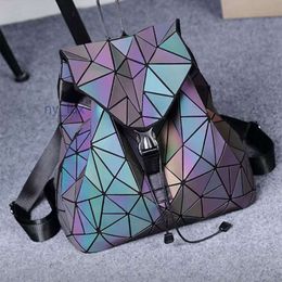 2024 nueva estrella con la misma mochila en forma de diamante y mujer de decoloración de moda de la computadora de viaje geométrica
