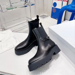 2024 Nieuw straatmerk Knight Boot Fashion Shoes Summer Shoe Women's Spring en Autumn Joker Cacual Sport Unkle Boots