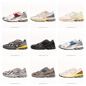 2024 New Style 1906S Chaussures de créateurs Chaussures de sport pour hommes Chaussures de course pour femmes Salt de mer Nimbus Salle de mer Salt gris Great Chaussures de sport extérieur pour hommes Haute qualité