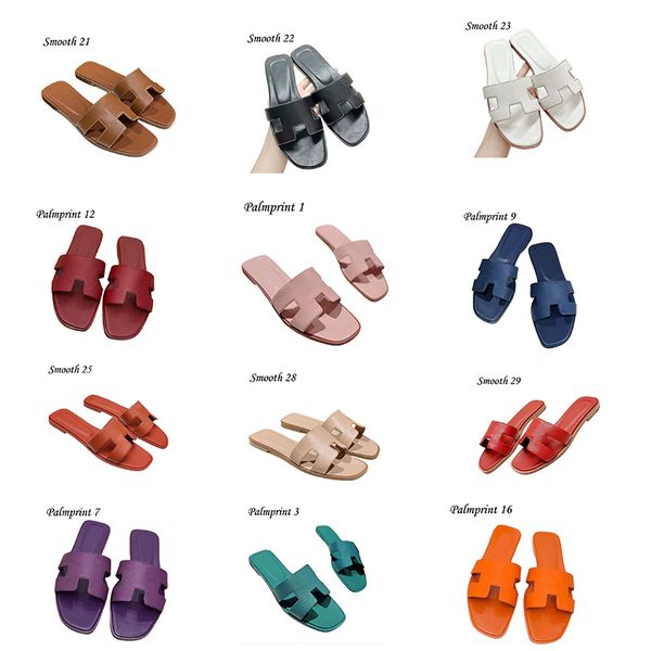 2024 Nouveau style Meilleure qualité Designer Sandal Lady Outwear Loisirs Vacances Plage Diapositives Pantoufles à fond plat Mode Pantoufles en cuir véritable pour femmes taille 35-42