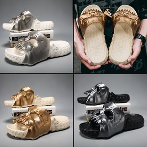 2024 nieuwe stijl Slippers Mannen Vrouwen Slippers Indoor Outdoor Slides Antislip Comfortabele Schoenen Skull Cloud Slides Trend Strand Sandalen lage prijs