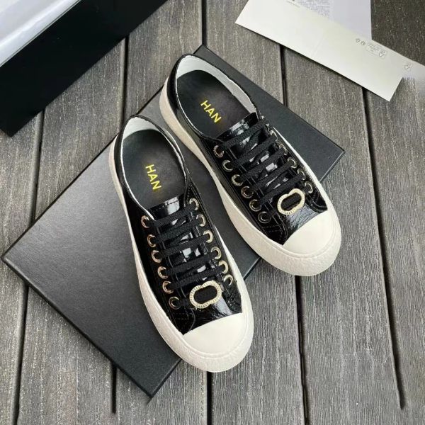 2024 Nouveau style Sneaker Chaussures décontractées Beau Black White Luxurys Femmes Plateforme Men Shoe Outdoor Plat Le cuir Mandin Fashion Trainer Tennis Run Designer Hike Walk Gift