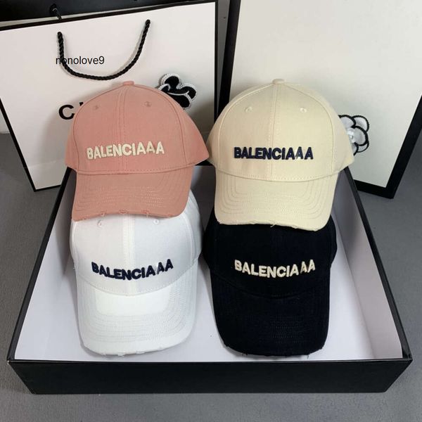 2024 Nuevo estilo Diseñador deportivo Gorras de béisbol Mujeres Moda Agujero Casquette Al aire libre Sombrilla Calidez Letra Bordado Gorra 3D