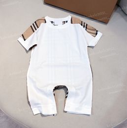 2024 Nouveaux garçons d'été Baby Rompers Soft Cotton Luxury Design Bodys Bodys Bodys Infant Girls Jumps Courstes Tenues pour enfants Vêtements