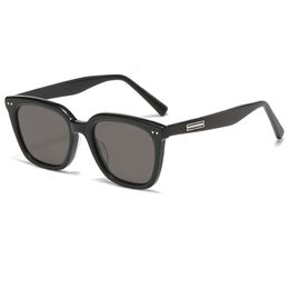 2024 Nouvelles lunettes de soleil Gente Monster Top Streaming Lunettes de soleil pour femmes Lunettes de soleil Internet Internet Same GM Sunglasses avec boîte d'origine