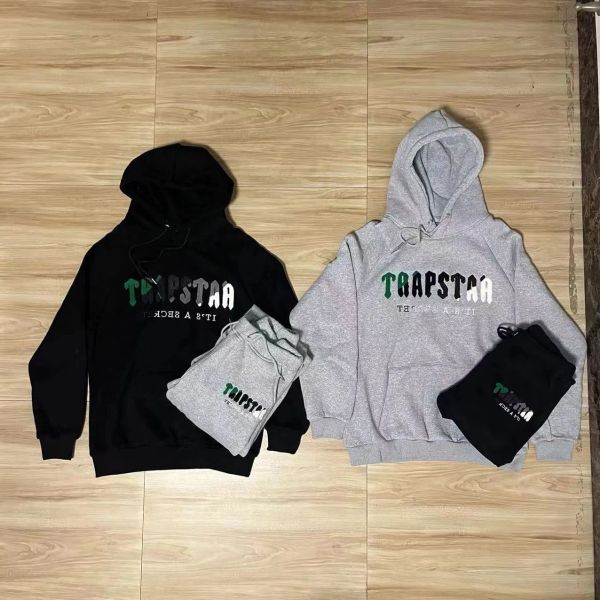 2024 Nouveau survêtement Nake Trapstar Track Track Sweet Hoodie Europe American Basketball Football Two-Piece avec une veste à capuche à manches longues féminine Trapstarf printemps M-3XL