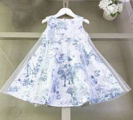 2024 Nouvelles robes de fille de fleur vintage pour enfants robe princesse à manches courtes en dentelle en dentelle