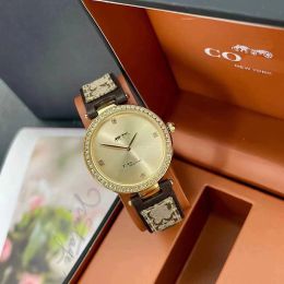 2024 Nuevo reloj Reloj de diseño Relojes de lujo Reloj de mujer Material de cena Acero Ropa de viaje Materiales de alta calidad Acero Caja de regalo opcional Reloj muy bueno