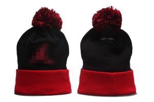 2024 Nuevo diseñador de invierno Beanie Sombreros de punto Equipos bola Gorros Gorras Mujeres y hombres Moda Top Caps al aire libre Moda y cálido bordado beaine f3