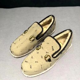 2024 Nueva plataforma de invierno Goma Mujeres al aire libre Nieve Zapatos de piel cálidos Tacón plano Viaje Zapato casual Diseñador de lujo Señora Tobillo bajo Interior 10A Mocasín de piel de oveja de alta calidad