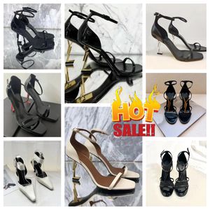 2024 Nouvelles femmes Designer de sandales de luxe Stiletto talons en cuir breveté Gol Nuedes Red Lady Fashion Party Bureau de mariage High Heel