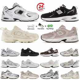 2024 Nuevas mujeres hombres 530 Diseñador de zapatos causales 530 Traienrs Munsell Blanco marfil marfil Metálico Sliver Pink Rain Nube Cloud Golden Classic Balanace OG Sneakers
