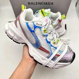 2024 NOUVELLES FEMMES MEN MEN CONCUNDRE CHAPOS DE CONCEPTION PISTE 3XL PHantom Sneakers Pink Nylon Mesh Neon Yellow Blue Tracks Rose Gol