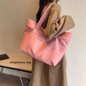 2024 Nuevo bolso de hombro para mujer, bolso ligero de gran capacidad, bolso de viaje para mujer, bolsos de mano de moda coreana, bolsos casuales de tela Oxford para mujer