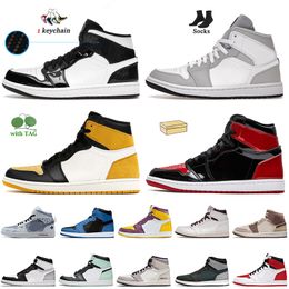 2024 Zapatos de baloncesto más nuevos 1s Yellow Toe Heritage High OG para mujer para hombre Jumpman 1s Rebellionaire Fibra de carbono All-Star Patent Bred Mid Light