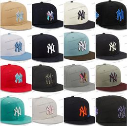 2024 NOUVEAU plus récent 29 Colours USA New York Baseball Hat à ajustement Black Basketball Cap de basket-ball Vintage Flat Sport Ball Ball Snapback Caps Letters Bone Chapeau MA19-07