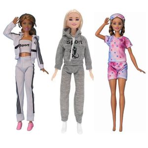2024 NOUVEAL VENTE HOT VENTE KAWAII Doll Sport and Sleeping Vêtements Figure mini bricolage pour enfants