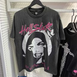 2024 T-shirts Newmen's T-shirts à manches courtes Hommes Femmes Graffiti Lettrage Haute Qualité Streetwear Hip Hop Mode T-shirt Hell Star Hellstar Shorttyu8