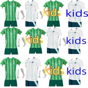 2024 Noord -Ierland comfortabel dragen Soccer Jersey Kids Kit Uniform 2025 Divas Charles Evans 24 25 voetbalhirt Charles Ballard Best Brown Home Away