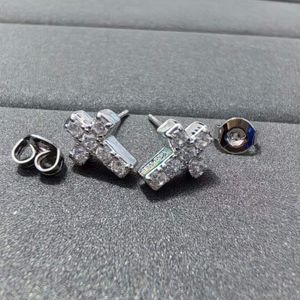 2024 Original marca diseñador niñas niños CA AAA diamante cruz pendiente 18k oro blanco mujeres hombres logo grabar amor pendientes joyería del banquete de boda