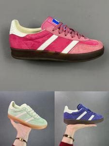 2024 Originals Gazel Strawberry Green Footwear White Navy Blue Running Shoes Woman Men Sports Low Sneakers EUR 36-45