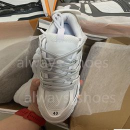 2024 Paris Crystal Bottom Triple S Zapatos casuales Papá Plataforma Zapatillas de deporte para hombres Mujeres Vintage Old Grandpa Trainer 36-45 L312