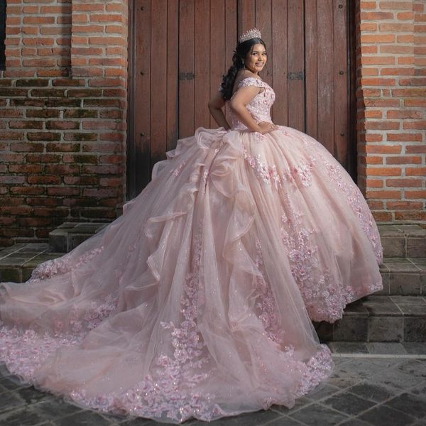 Robe princesse de luxe rose, épaules dénudées, Quinceanera, perles en dentelle appliquées, avec Cape, Corset, robes de 15 ans, 2024