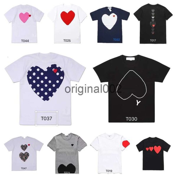 2024 Play Mens T Shirt Diseñador Red Commes Heart Mujeres Garcons S Insignia Des Quanlity Ts Algodón CDG Bordado Manga corta GL