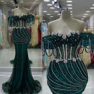 2024 Plus taille aso ebi Prom pour les femmes noires chasseurs robes de soirée vertes au large de la dentelle perle perle perle des robes d'anniversaire formels robes de réception AM587
