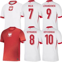 2024 Pologne 24 Lewandowski Soccer Jerseys Polonia 25 Krychowiak Grosicki Zielinski Milik Zalewski Szymanski Shirt de football polonais Men Kid Kit Top Uniforme