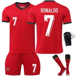 2024 Portugal voetbalshirt maat 7 c ronaldo 8b fee 11 Phillips Cup Childrens Set Correct versie