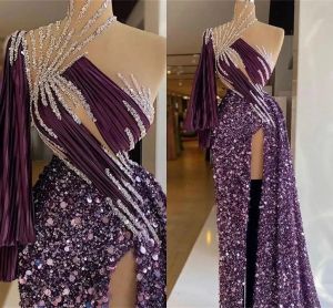 2024 Paarse prom -jurken Sparkly pailletten zijspleet een schouder lange mouwen lange mouwen op maat gemaakte plooien avondjurk formele ocn slijtage Vestidos plus maat 403