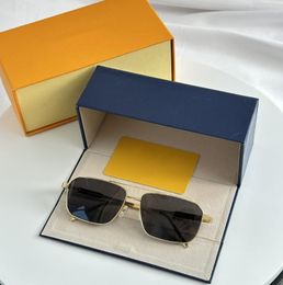 2024 QC Fashion Designer capable lunettes de soleil à monture en métal pour hommes et femmes lunettes de soleil de photographie de rue en plein air sauvages pour les conducteurs de lunettes de soleil d'affaires Z1976U avec boîte