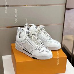 2024 RIVOLI SNEAKER RUN AWAY Schoenen suède kalfsleer Rubberen buitenzool Luxe Ontwerpers mannen vrouwen sneakers Runner hoge top casual schoen 35-45