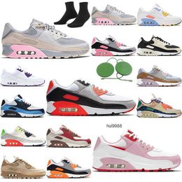 2024 Hardloopschoenen Heren Trainers Sneakers Drievoudig Zwart Wit Infrarood Valentijnsdag Grijs Mist Shimmer Polka Laserblauw Bacon Unc Roze Oxford Cargo