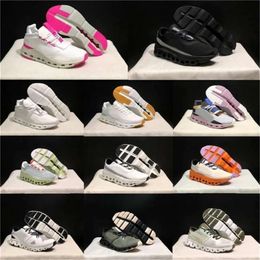 2024 Chaussures de course Hommes Femmes Designer Cloudnova Form Nova White Pearl x 3 Cloudmonster Monstermen Femmes Baskets de sport Sneakersand Cross Surfer Entraînement