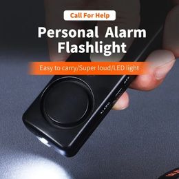 2024 Alarma de defensa propia de 120dB Security Security Alert Scream Groud Alarma de emergencia Llavero Seguridad personal para mujeres Viegas Antiguas para el llavero Alarma de emergencia