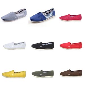 2024 Chaussures décontractées designer masculins femmes baskets noir blanc rose bleu gai mens femme extérieurs