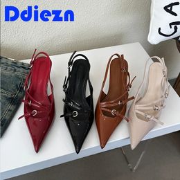 2024 chaussures dames talons hauts sandales bout pointu peu profond chaussures femme mode boucle sangle pour femme pompes 240322